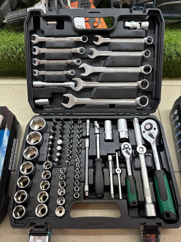 Набор инструментов Forcesset 82 предмета