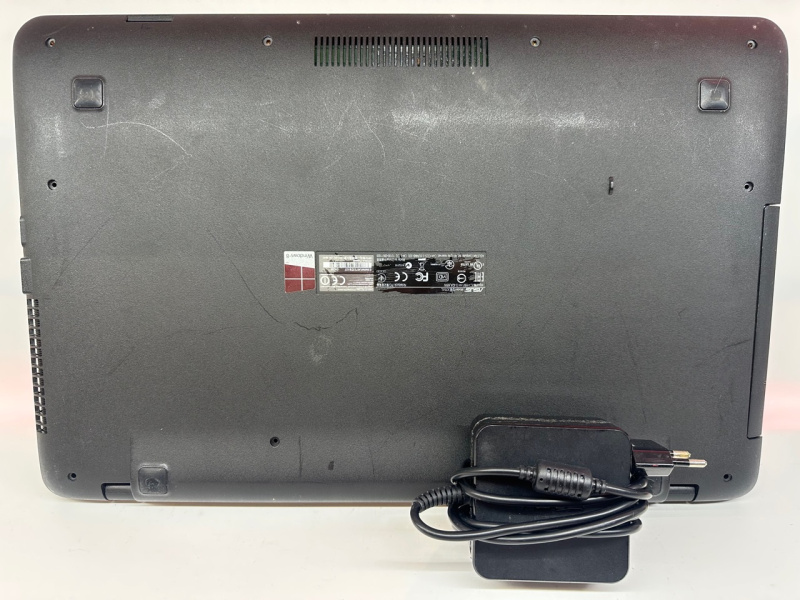 Ноутбук ASUS x751l