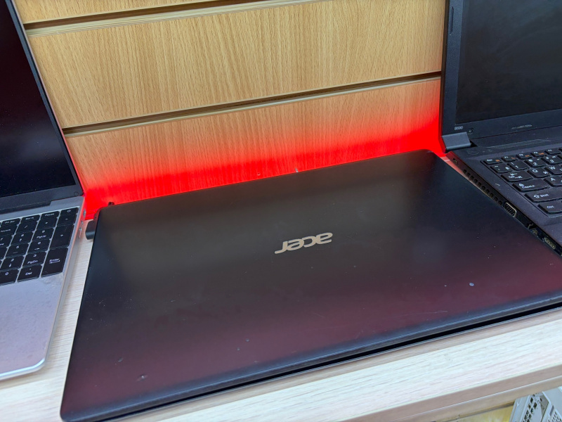 Ноутбук Acer I3 8130U