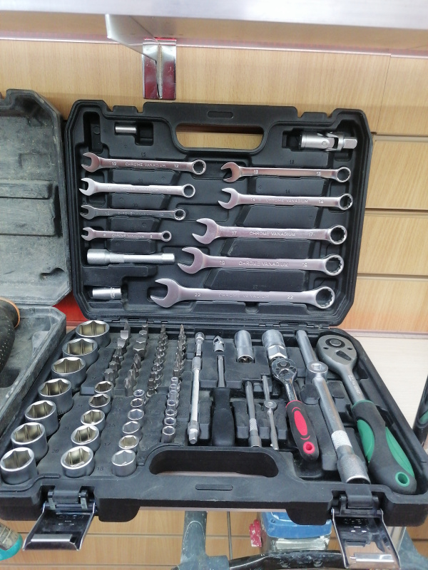 Набор инструментов DreamCar 82pcs