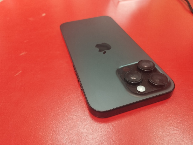 Мобильный телефон Apple iPhone 16 Pro Max