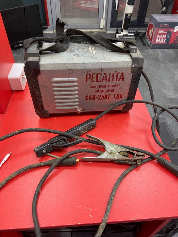 Инверторный полуавтомат (MIG-MAG) Ресанта саи250