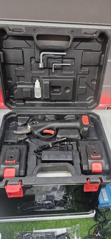 Ножницы по металлу  1