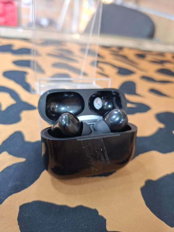 Наушники  --