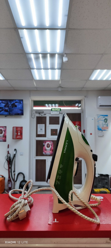 Утюг Leran cei 3220