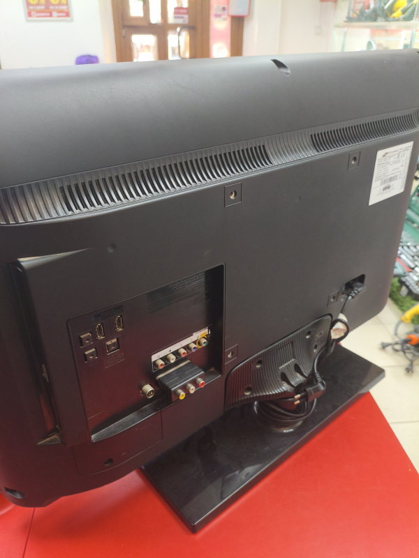 Телевизор Samsung UE32EH4000W