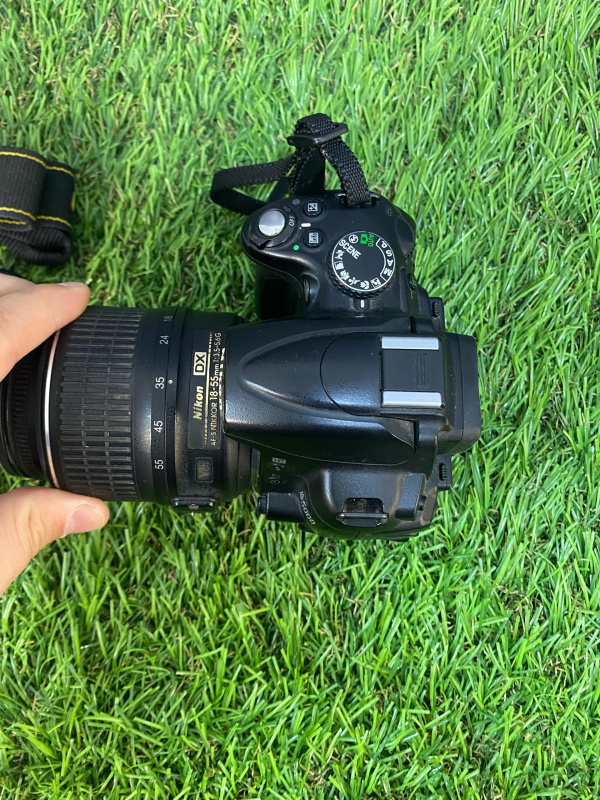 Фотоаппарат Nikon D5000