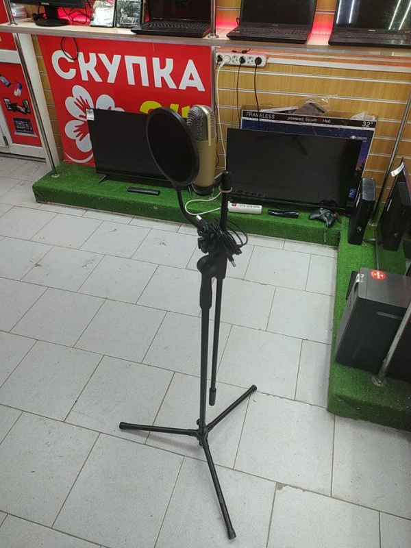 Микрофон Behringer c-1u