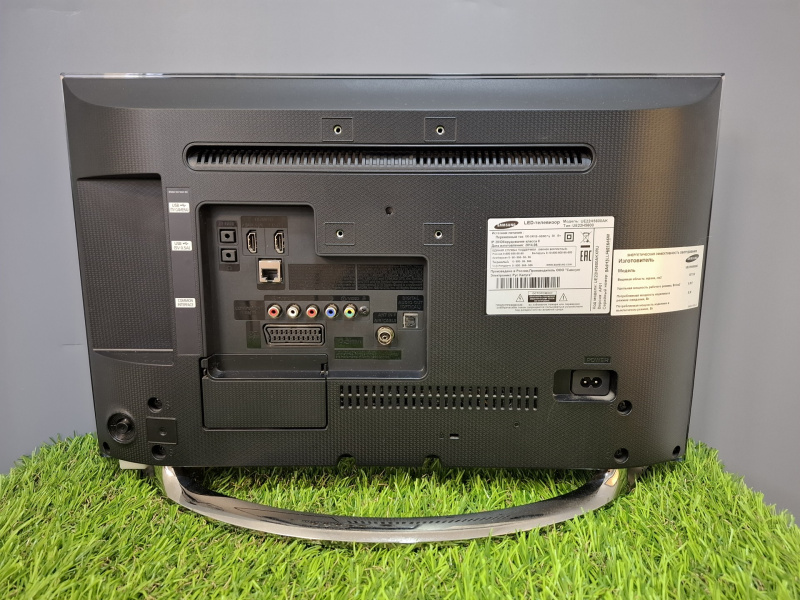 Телевизор Samsung UE22H5600AK