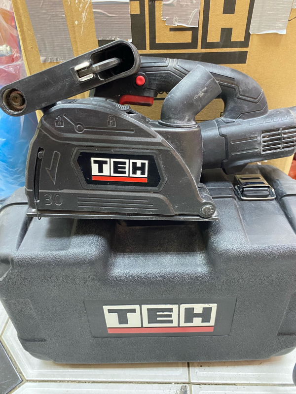 Штроборез TEH TWC 12514P