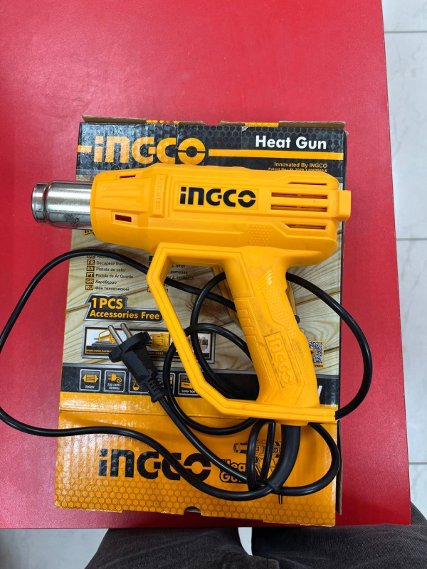 Строительный фен  --