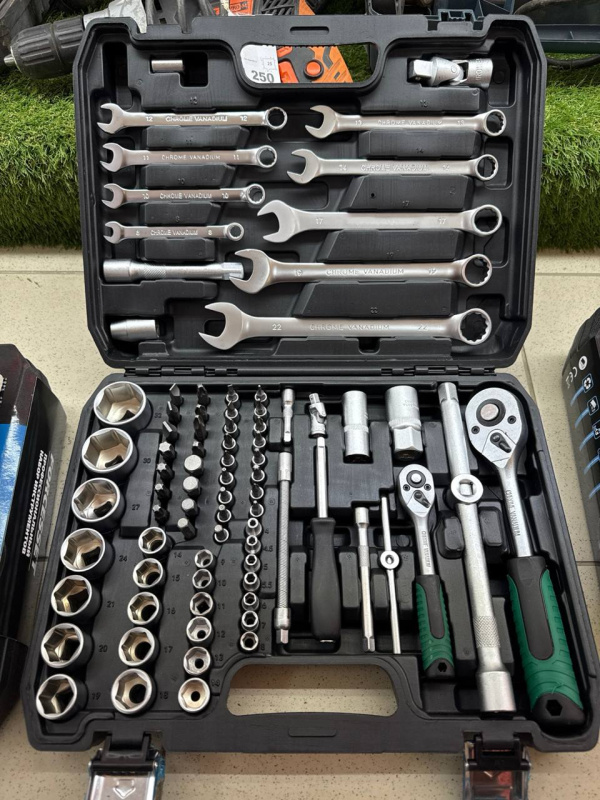 Набор инструментов Forcesset 82 предмета