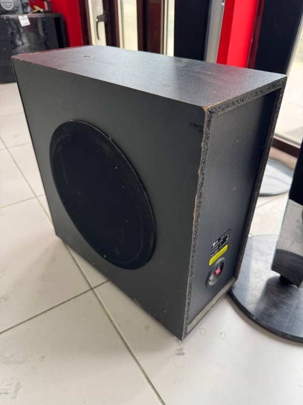 Домашний кинотеатр LG 1