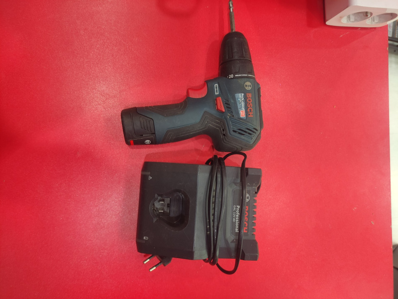Шуруповерт Bosch GSR 12V-30