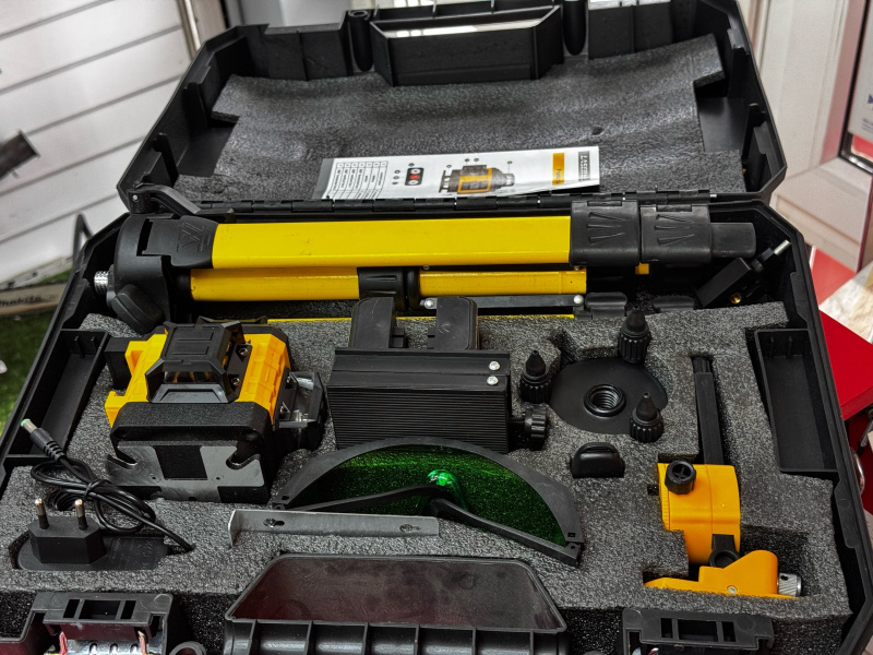 Лазерный уровень  4D