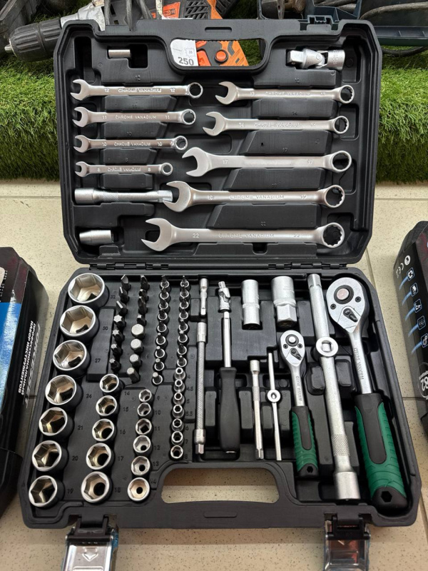 Набор инструментов Forcesset 82 предмета